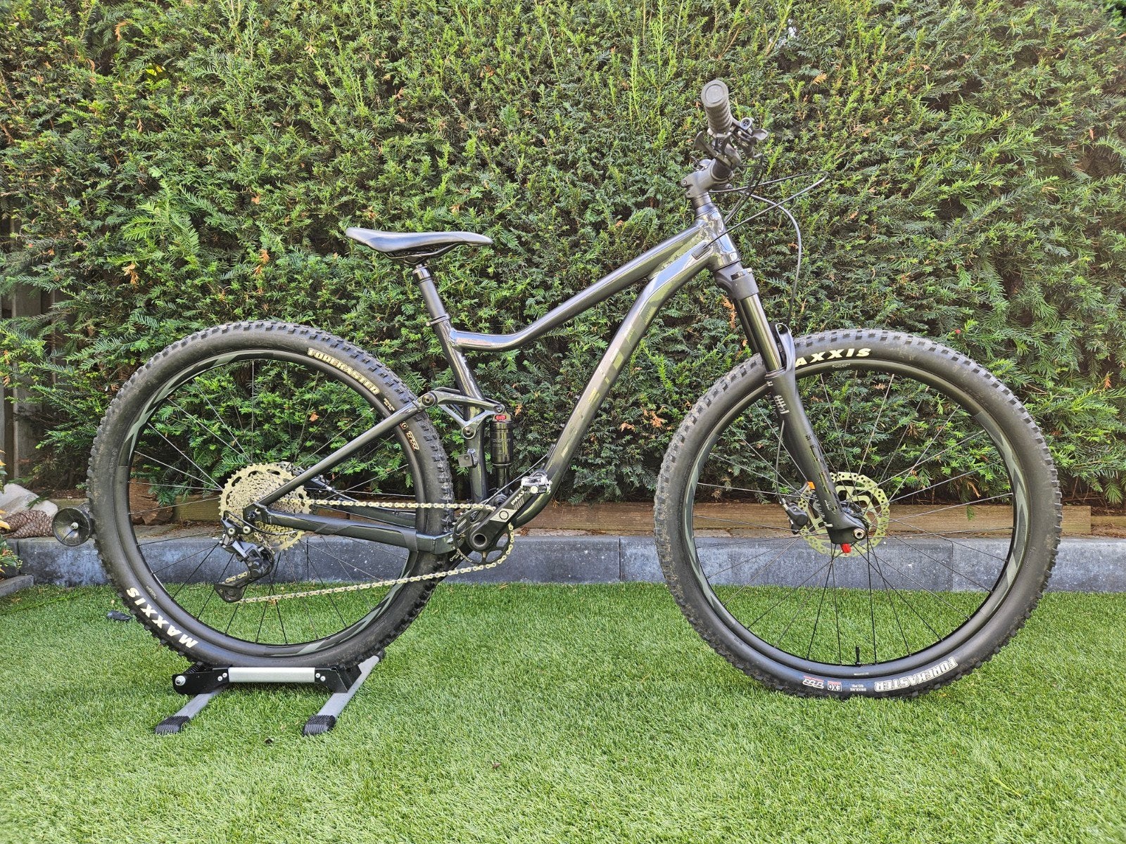 Giant Stance 29 2 M, full-suspension, maat M (in NL), Vélos & Vélomoteurs, 49 à 53 cm, Enlèvement, VTT tout suspendu, Hommes