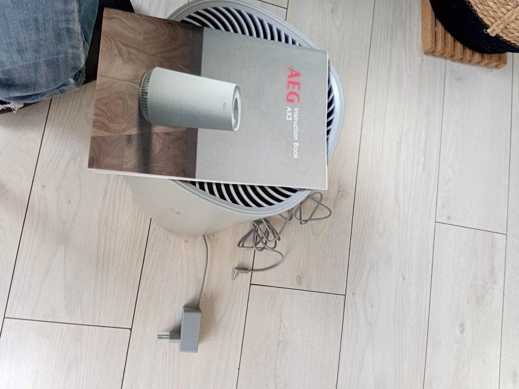 AEG AX3 luchtreiniger – Nieuwstaat, Elektronische apparatuur, Luchtbehandelingsapparatuur, Ophalen, Zo goed als nieuw, Luchtreiniger