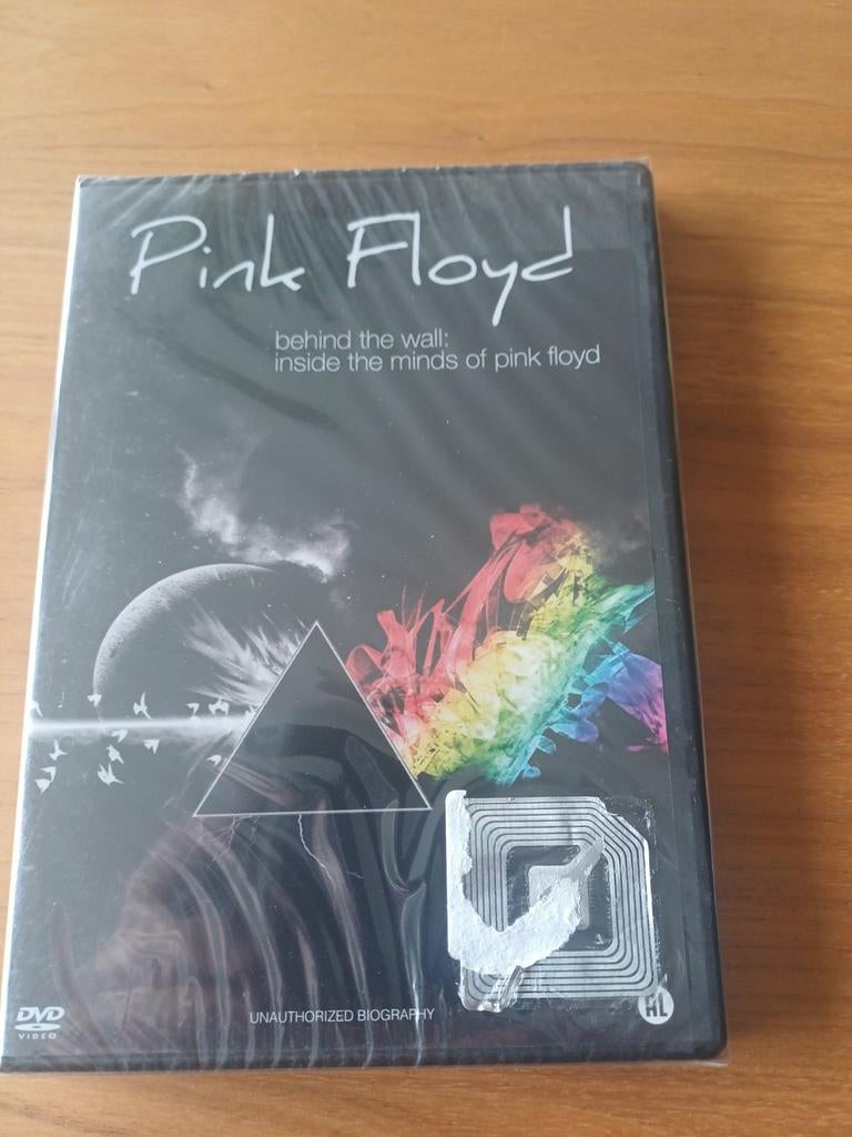 DVD de Pink Floyd derrière le mur, Enlèvement
