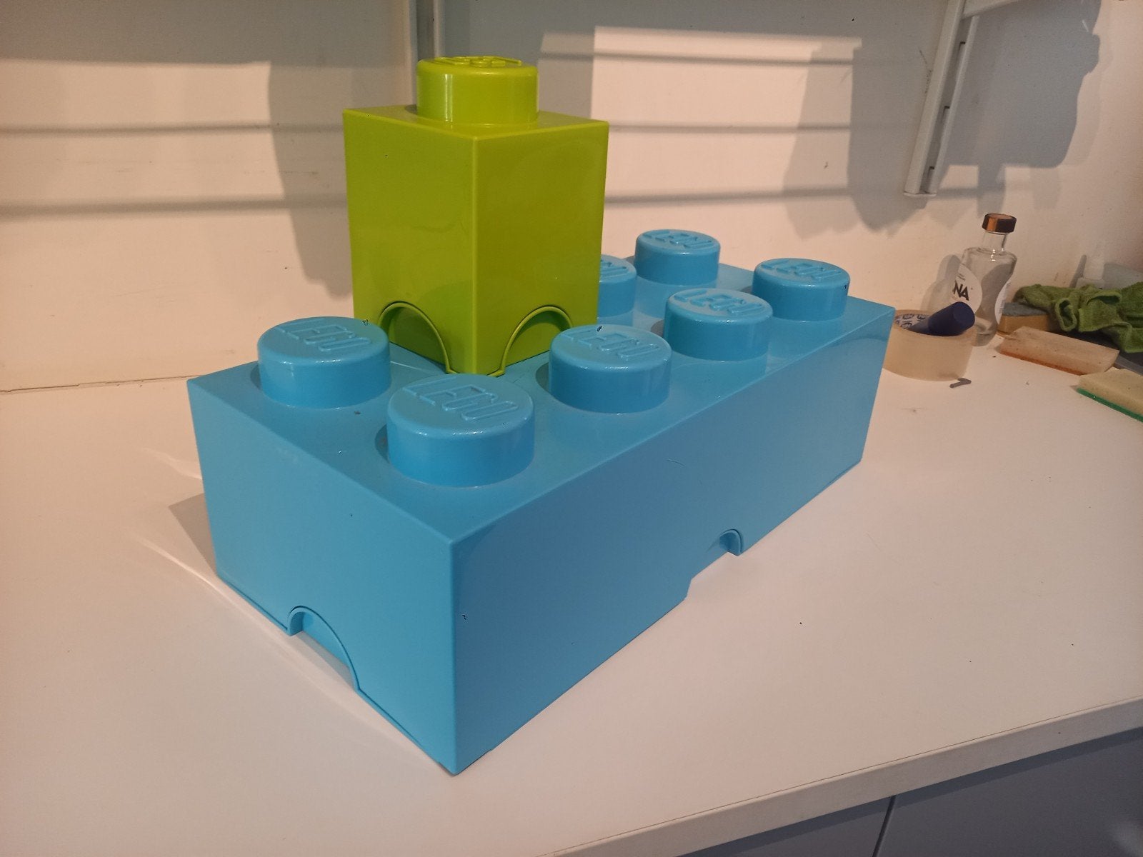 Boîtes de rangement Lego, Enlèvement