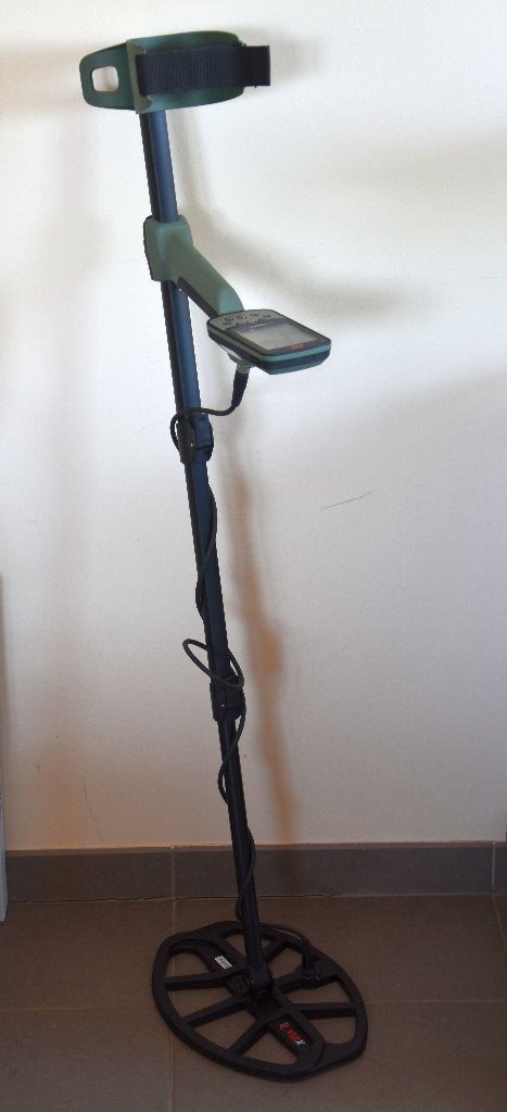 Minelab X-Terra Pro - Détecteur de métaux, Hobby & Loisirs créatifs, Détecteurs de métaux, Enlèvement ou Envoi, Comme neuf, 30 cm ou moins