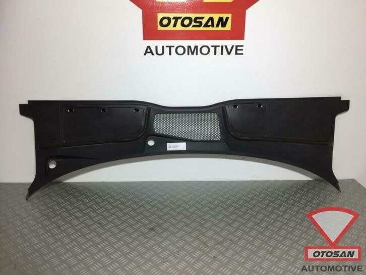 audi a4 8w 2017 paravan paravent 8w1819403, Gebruikt, AUDI AG, Auto-Union-Strasse 1
85045  Ingolstadt, DE, Audi