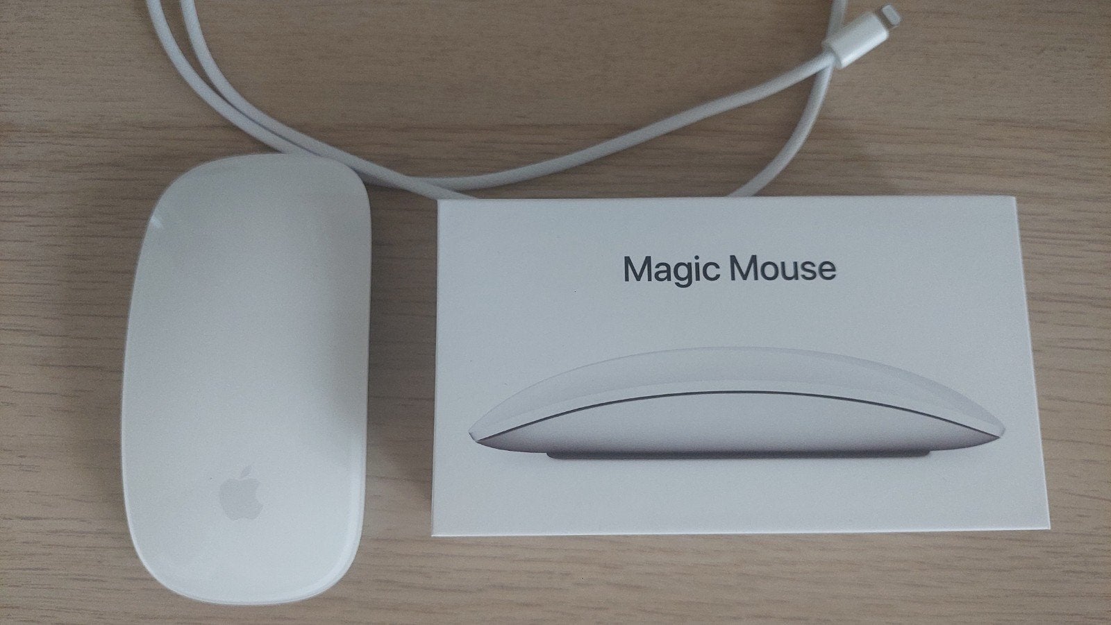magic mouse apple, Computers en Software, Muizen, Muis, Ophalen of Verzenden, Zo goed als nieuw, Draadloos