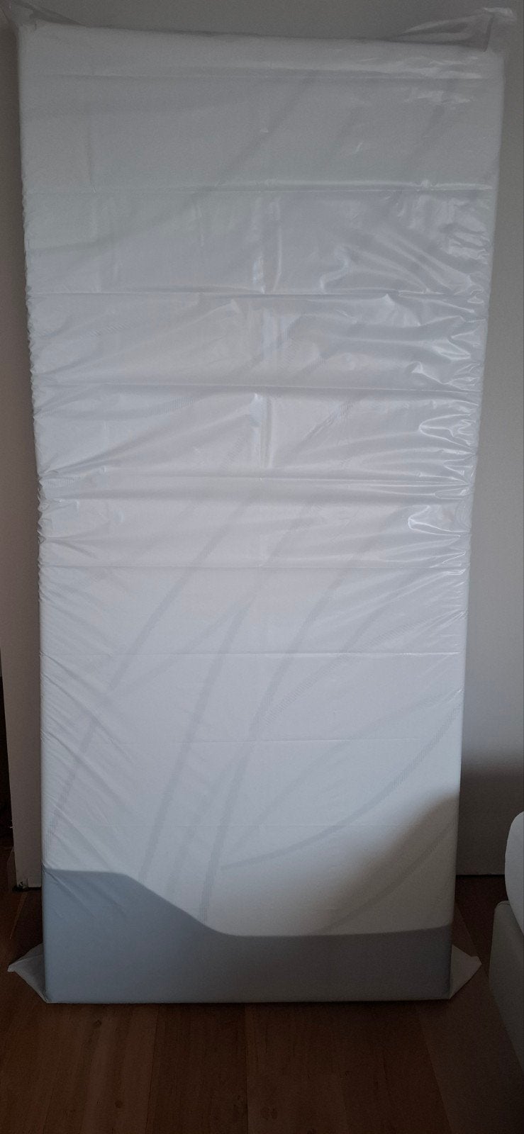 Matelas hybride TEMPUR moyen 90x200 NOUVEAU, Maison & Meubles, Neuf, 90 cm, Matelas, Une personne