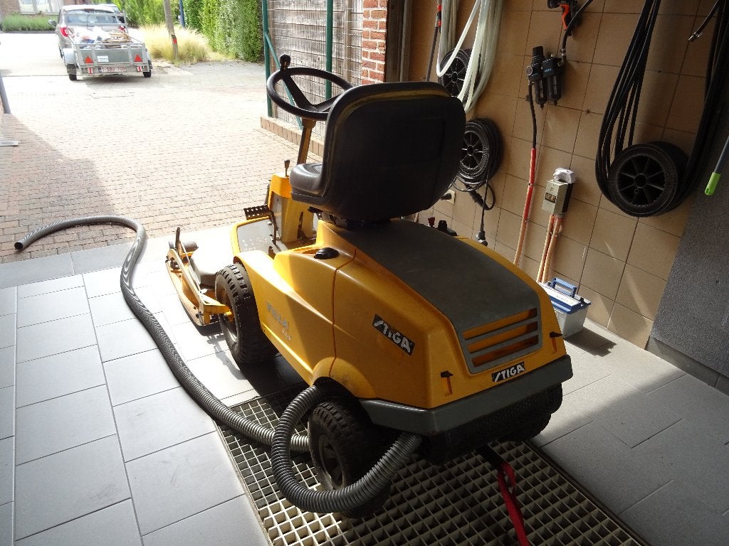 stiga zitmaaier voor opmaak of onderdelen, Enlèvement, Utilisé, Stiga, Démarrage électrique