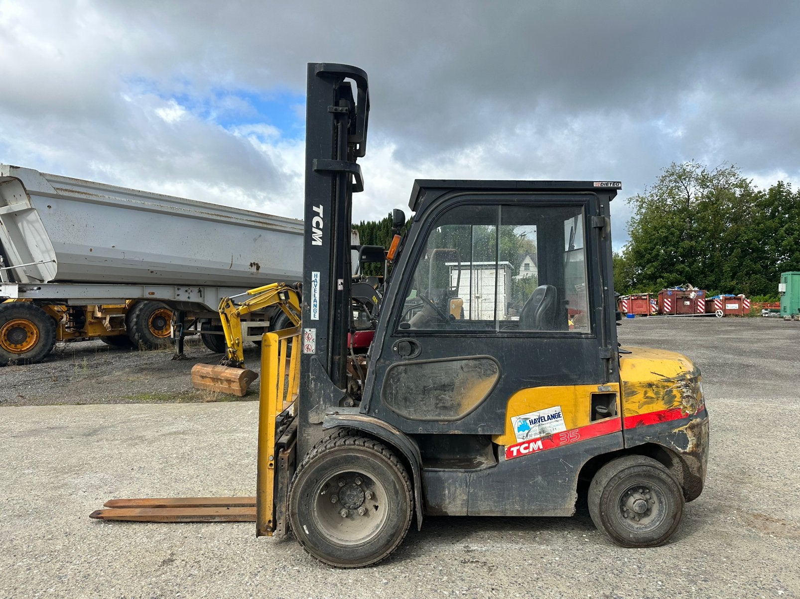 chariot elevateur TCM 35 9075 tvac, Articles professionnels, Machines & Construction | Chariots élévateurs & Transport interne