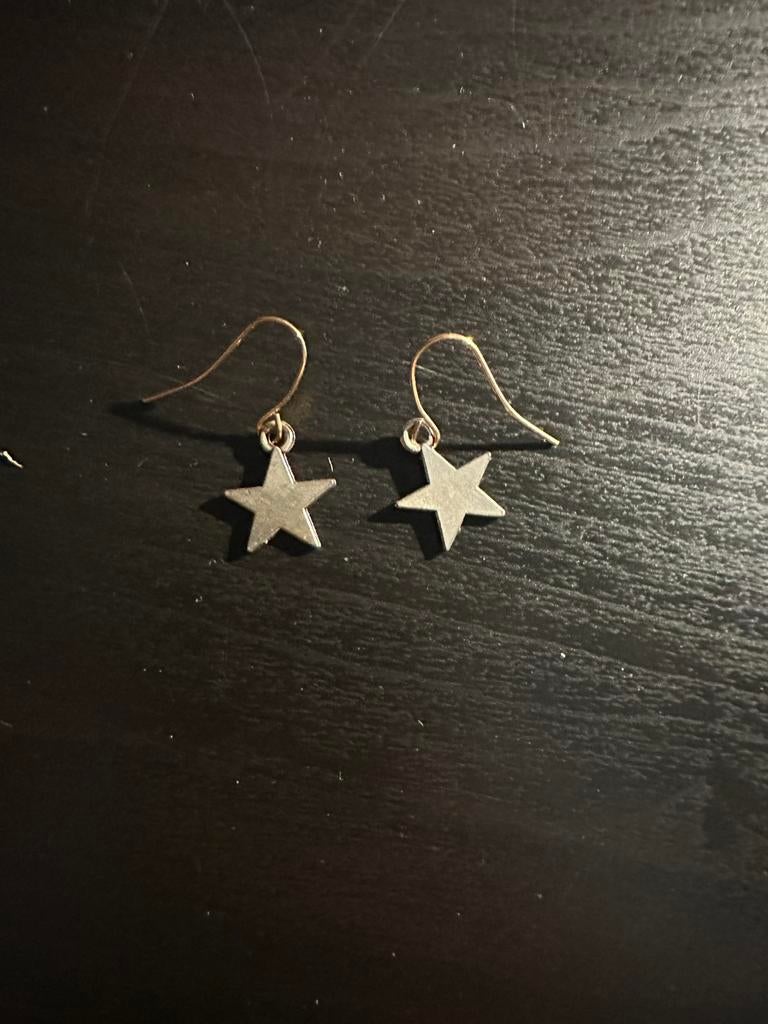 Boucles d'oreilles faites maison, Bijoux, Sacs & Beauté, Boucles d'oreilles, Neuf, Autres couleurs, Enlèvement, Autres matériaux