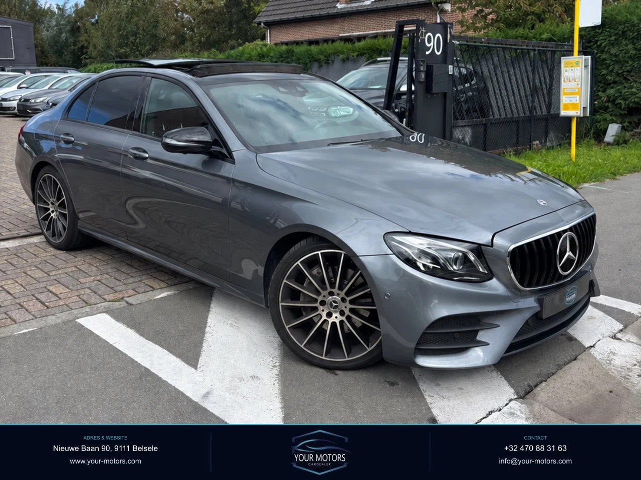 MercedesBenz E200d AMG/PANO/BURMESTER 9G-Tronic, Autos, Argent ou Gris, Achat, Entreprise, Carnet d'entretien