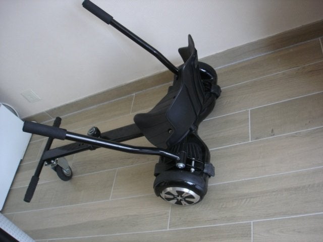 Hoverboard met zitkart en oplader, Ophalen, Zo goed als nieuw