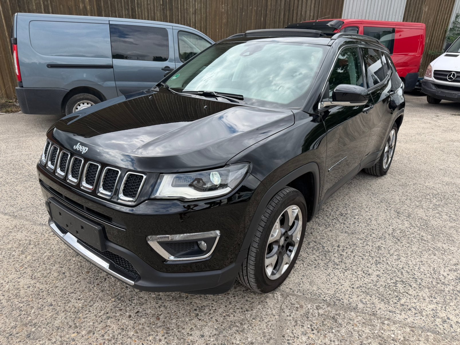 Jeep Compass 1.4 Turbo 4x2 Limited CAMERA | NAVIGATIE |, Autos, Jeep, Cuir, Achat, Euro 6, Entreprise