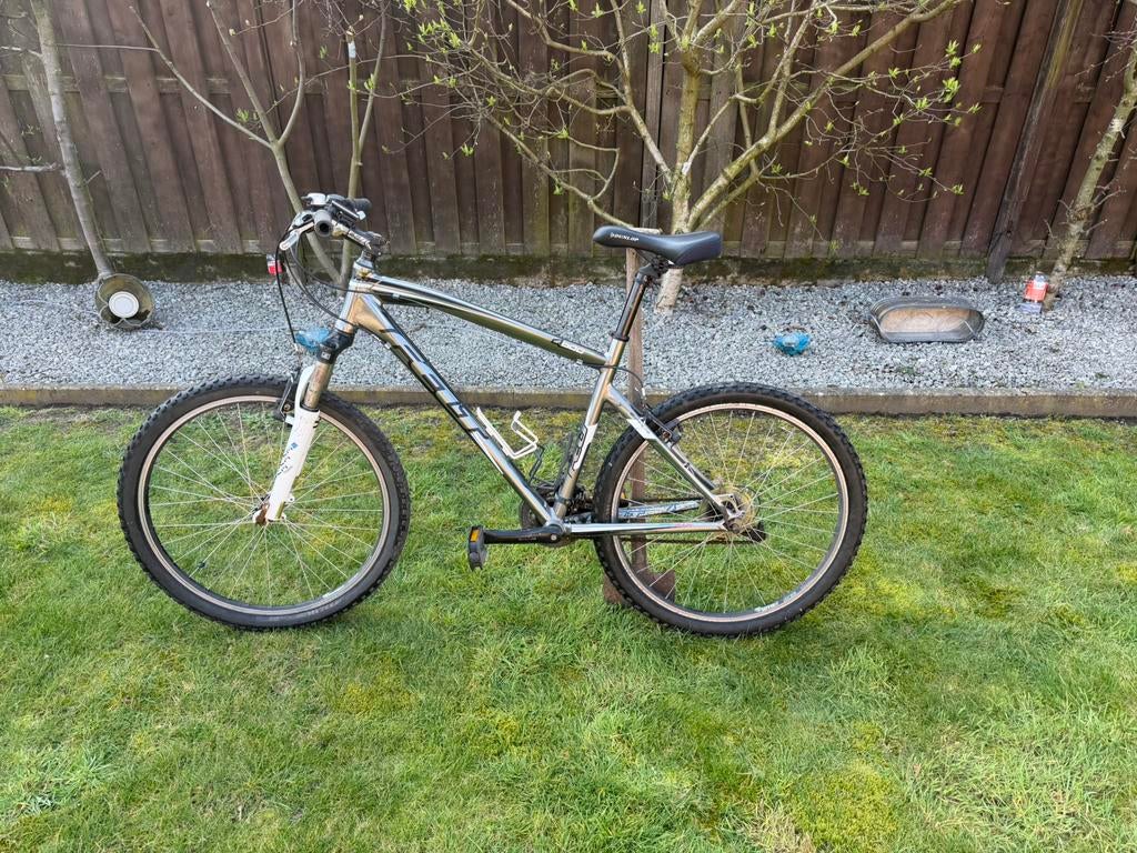 Vélo de montagne Felt 21 vitesses, Enlèvement, Utilisé, Hommes, Vitesses