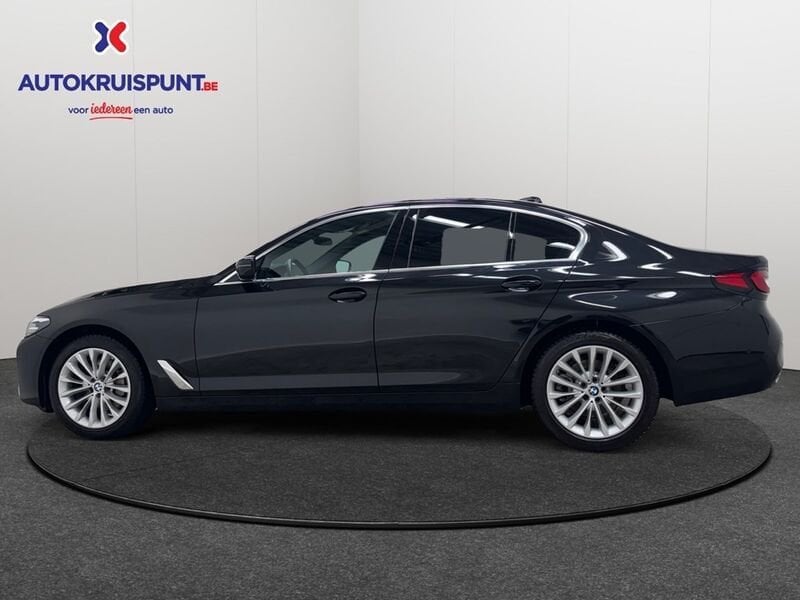 BMW Série 5 530i xDrive AUT 48v, Capteur de stationnement, 4 portes, Noir, Automatique