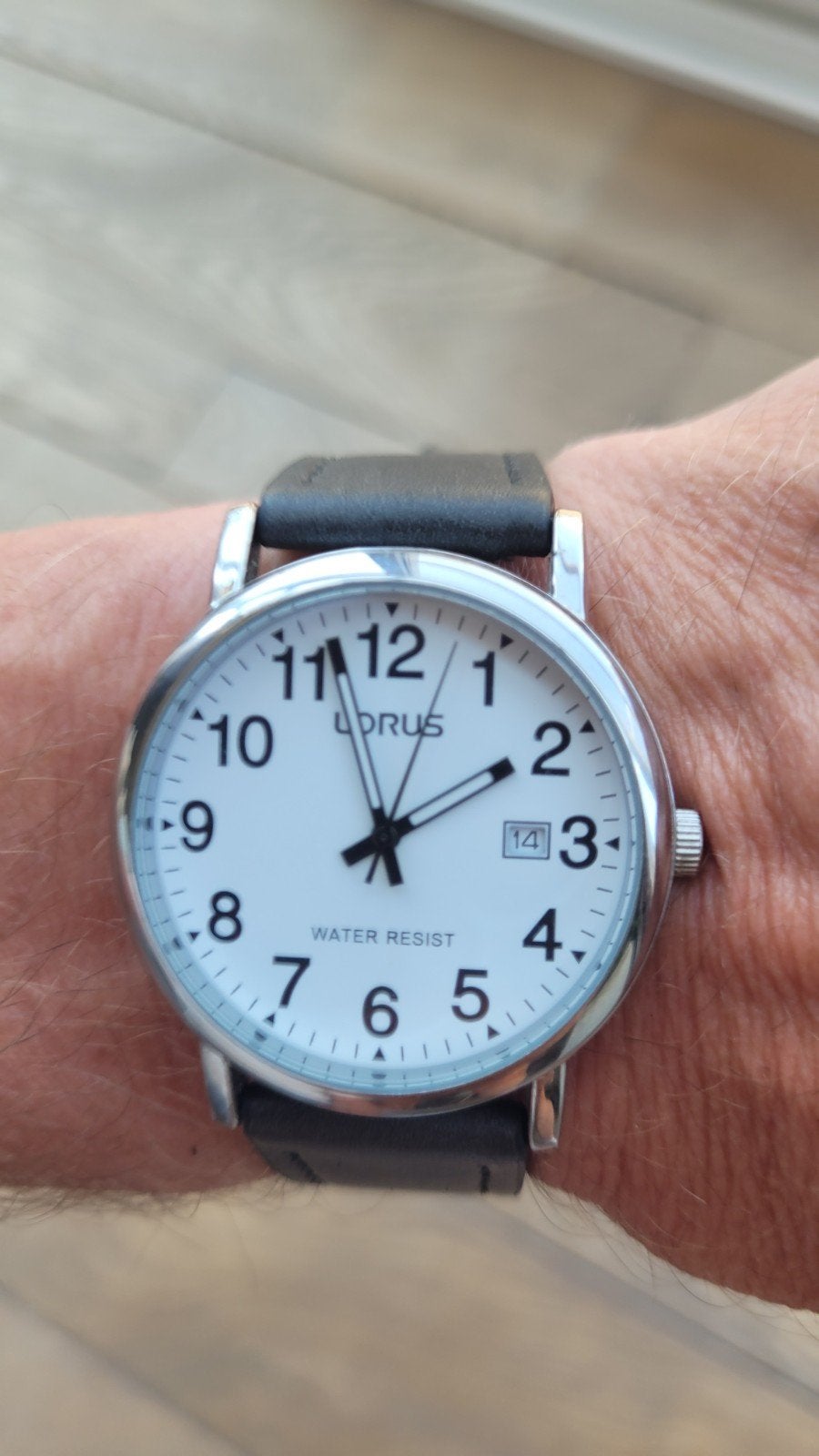 herenhorloge LORUS, Ophalen