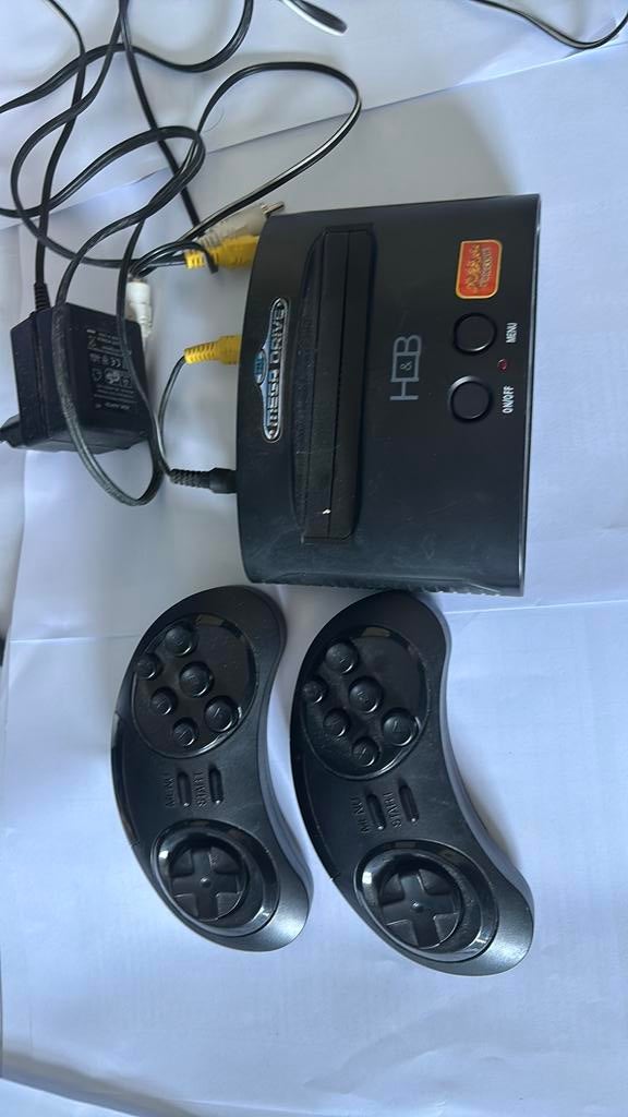 Mega drive avec jeux intégrés, Games en Spelcomputers, Spelcomputers | Sega, Ophalen of Verzenden, Zo goed als nieuw, Mega Drive