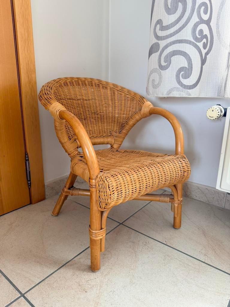 Vintage rotan kinderstoel, Ophalen, Zo goed als nieuw