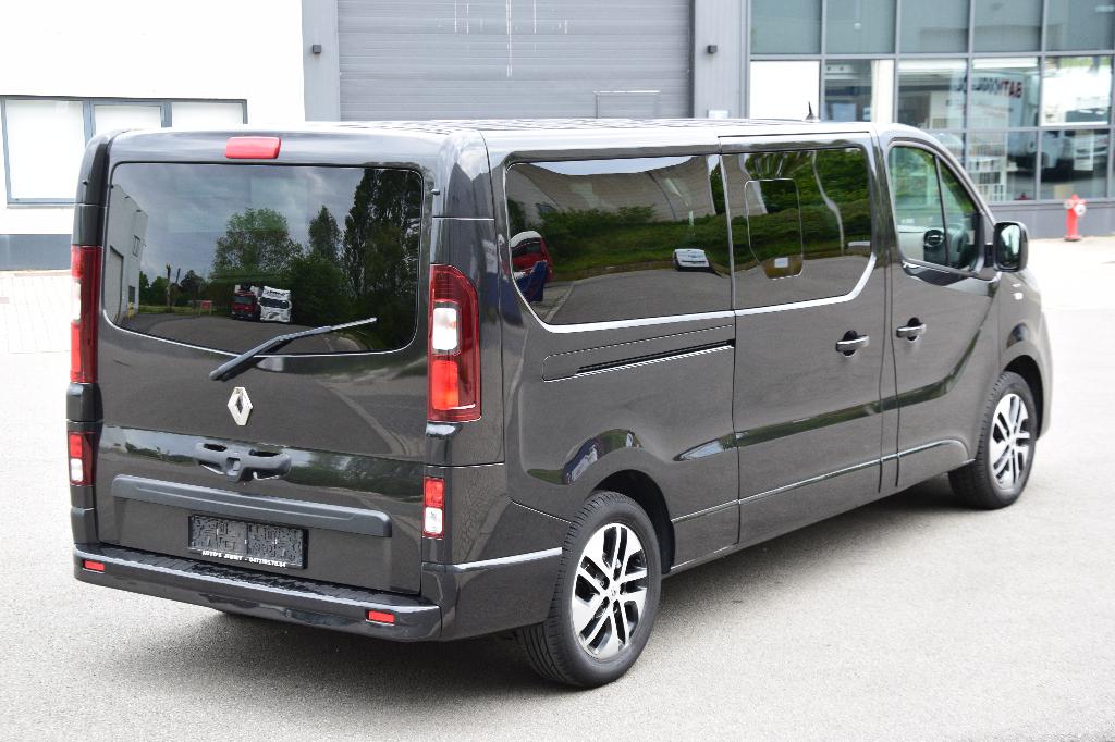 Renault Trafic Spaceclass L2 1.6 dCi, Auto's, Renault, Zwart, Bedrijf, 5 deurs, 1598 cc