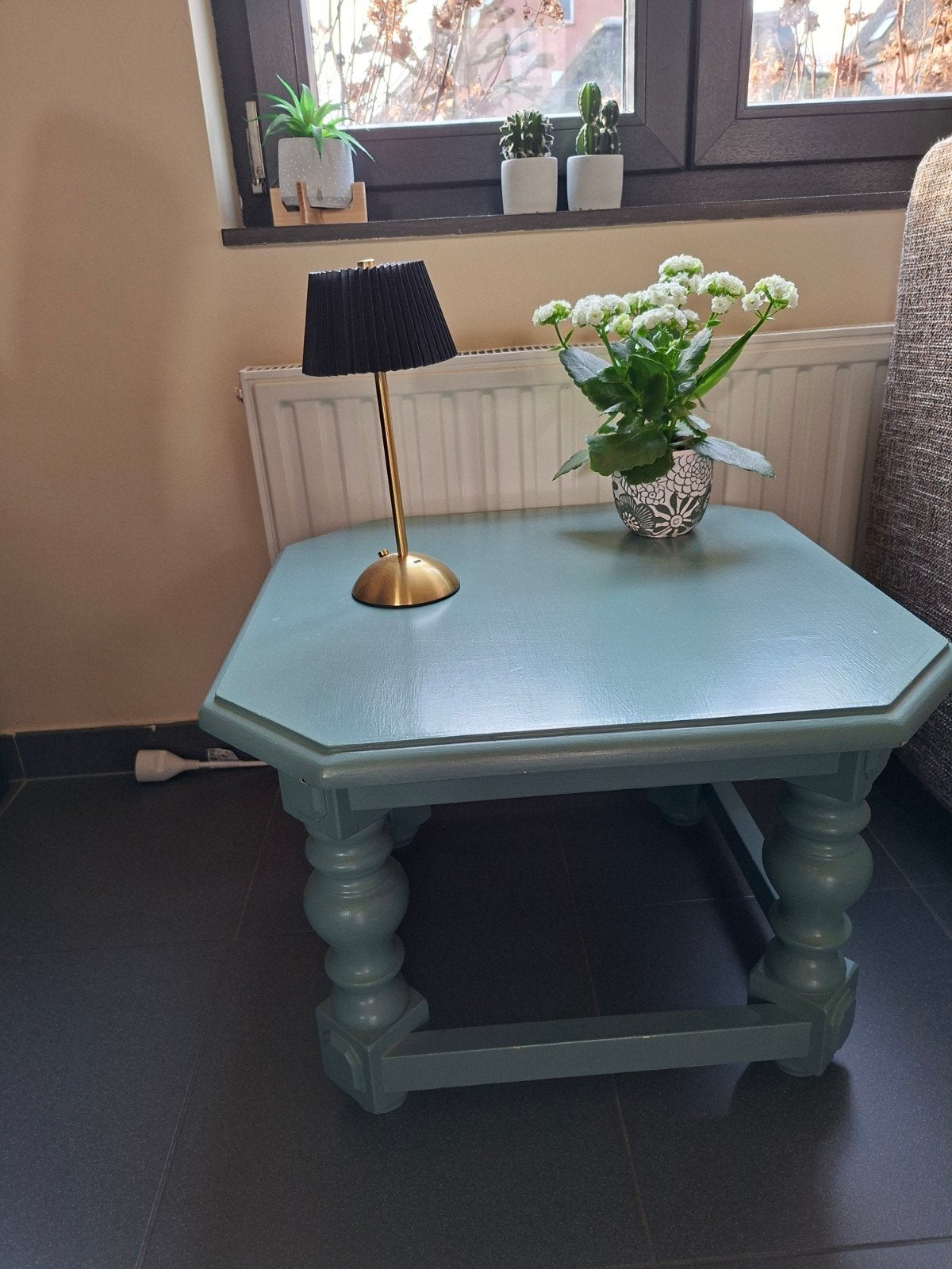 vintage bijzettafeltje, Huis en Inrichting, Ophalen