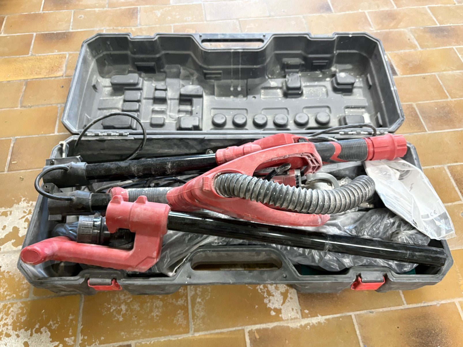 Arebos Langnekschuurmachine + toebehoren, Doe-het-zelf en Bouw, Ophalen, Gebruikt