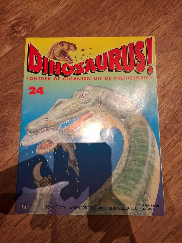 Dinosaurus! Ontdek de giganten uit de prehistorie nummer 24, Ophalen of Verzenden, Zo goed als nieuw