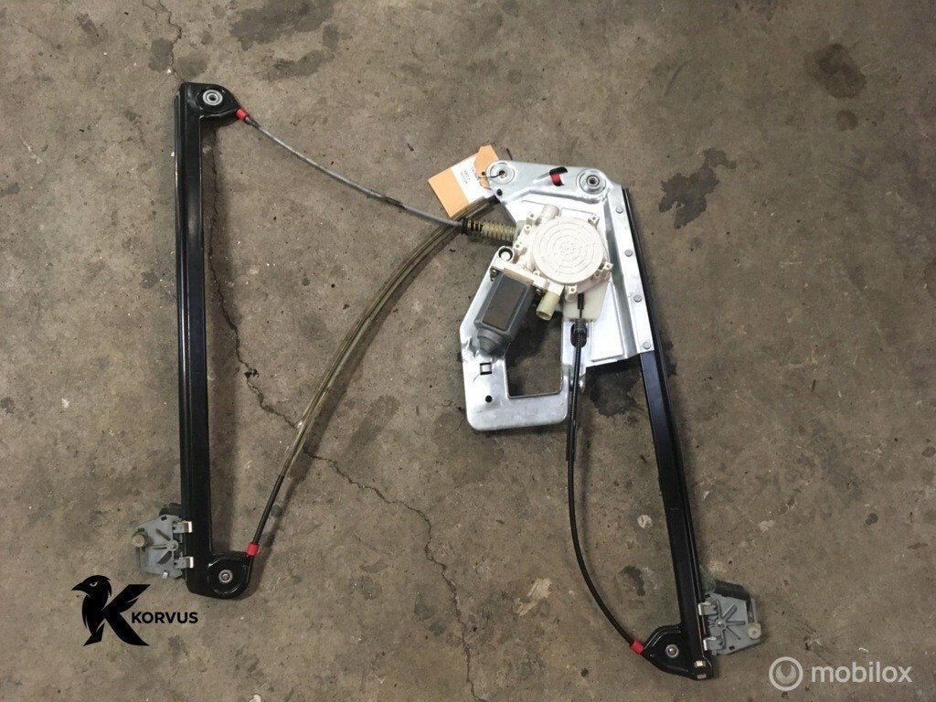 BMW-E39  5-serie   Electrisch Raammechanisme LV  of RV, Gebruikt, Ophalen of Verzenden, BMW, BMW