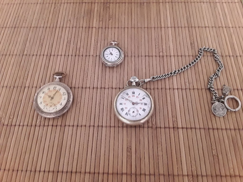 Montres anciennes, Enlèvement