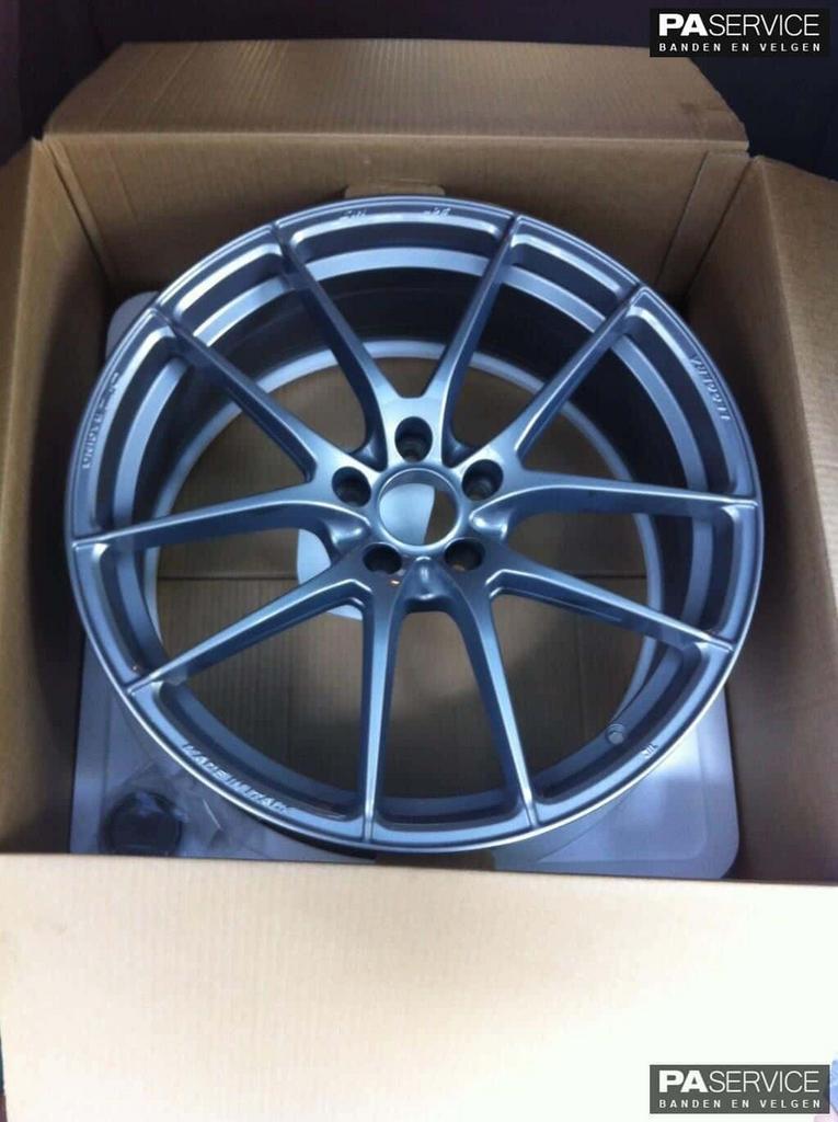 Nieuwe 19 inch OZ Leggera HLT velgen voor VW Golf 5x112, 19 inch, Velg(en), -, -