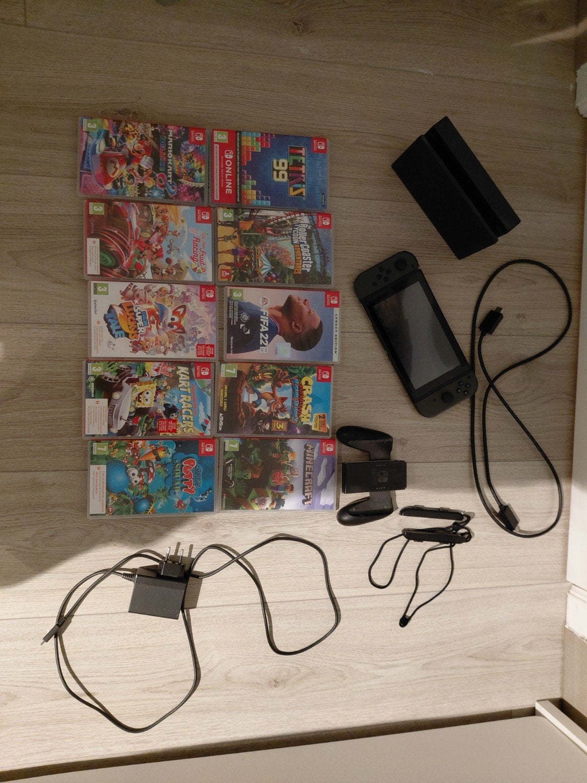 Nintendo Switch met Dock + 10 Top Games – Zeer Nette Staat, Ophalen