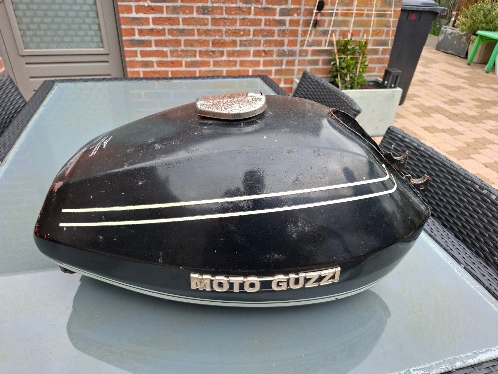 Guzzi t3 bezinetank in goede staat, Motoren, Ophalen