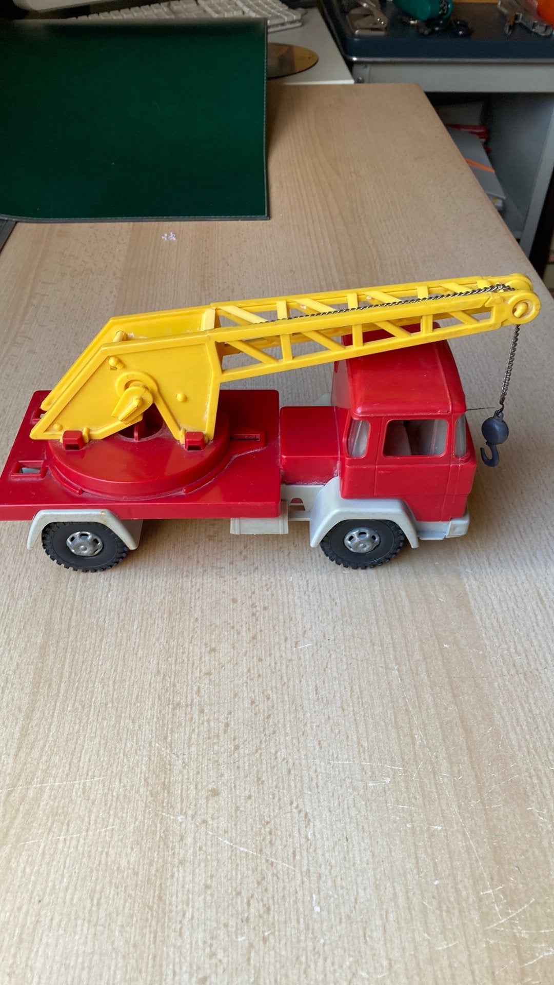 Vrachtwagen kraanwagen, Enlèvement