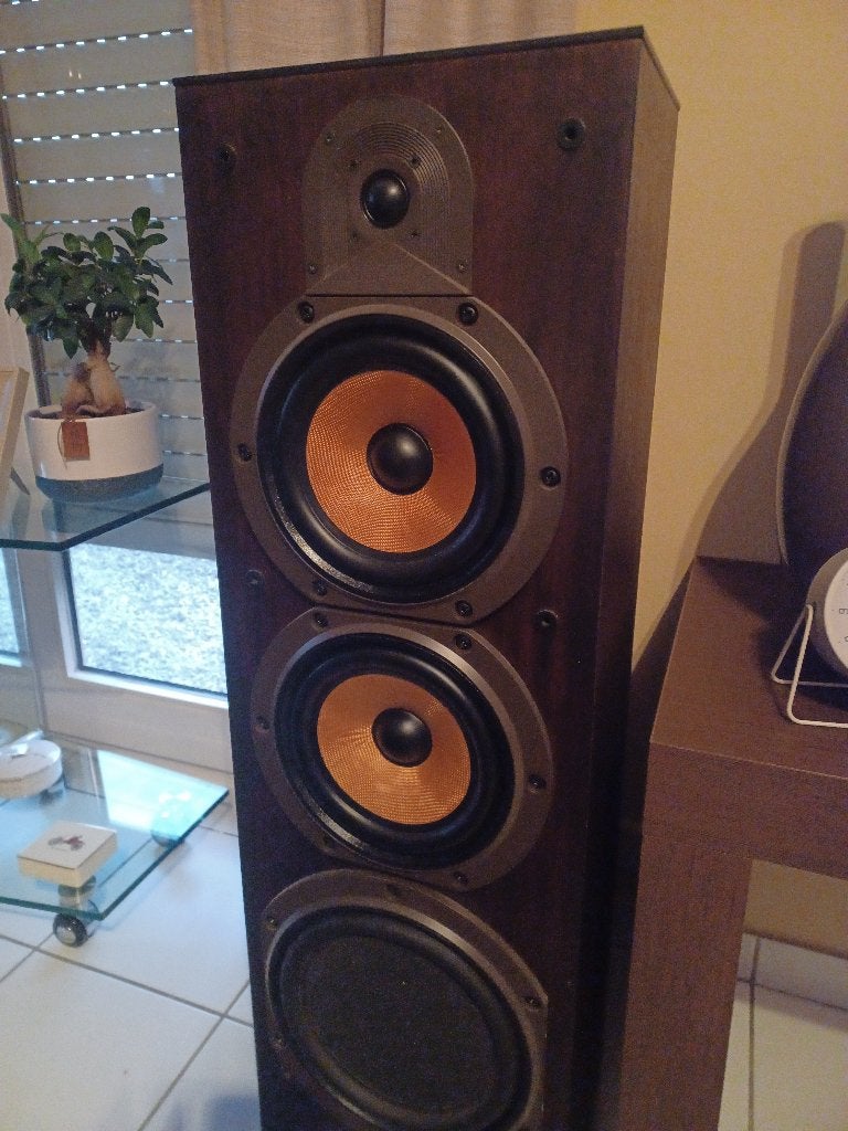 klankkasten 2 stuks, Audio, Tv en Foto, Ophalen, Vloerstaande luidspreker, Zo goed als nieuw, 60 tot 120 watt