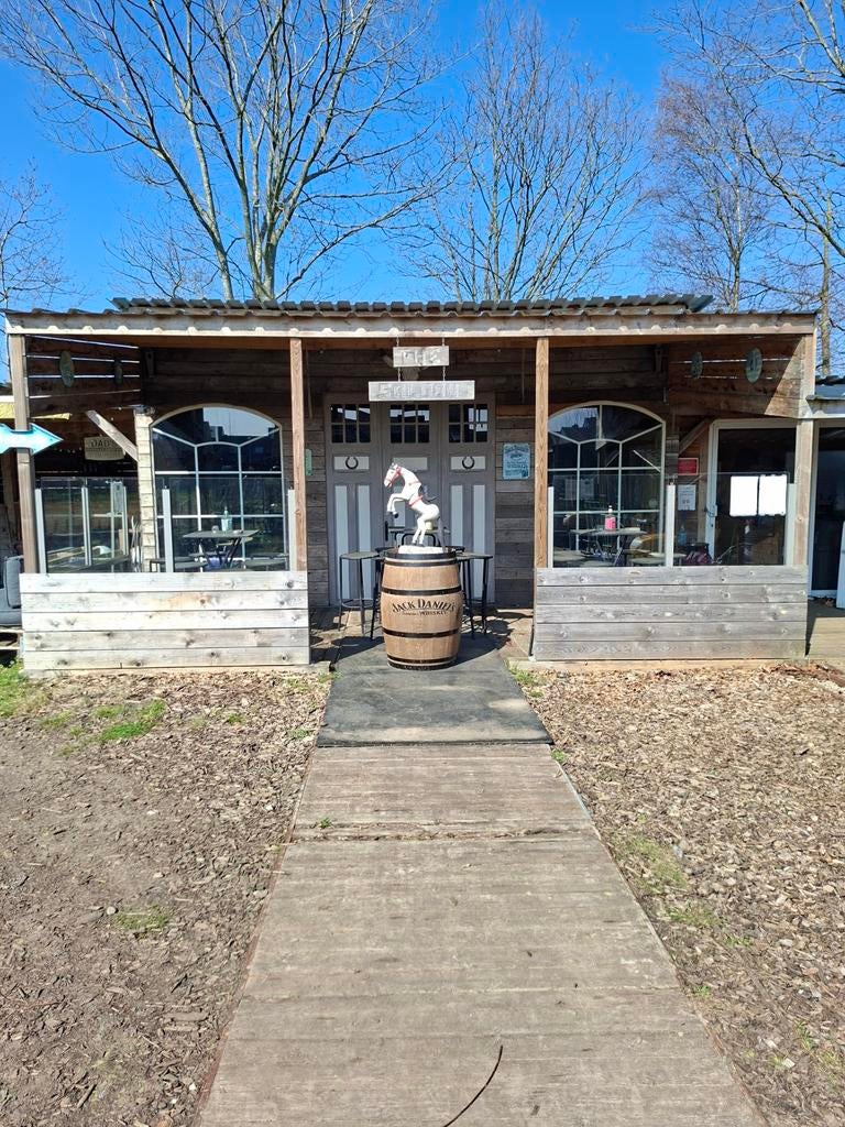 1 paddock vrij..., Dieren en Toebehoren