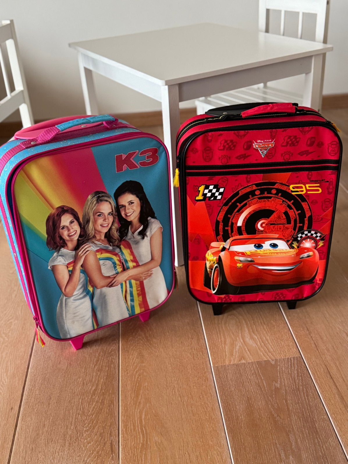 Twee reistasjes voor kids, Enlèvement, Comme neuf, Roulettes