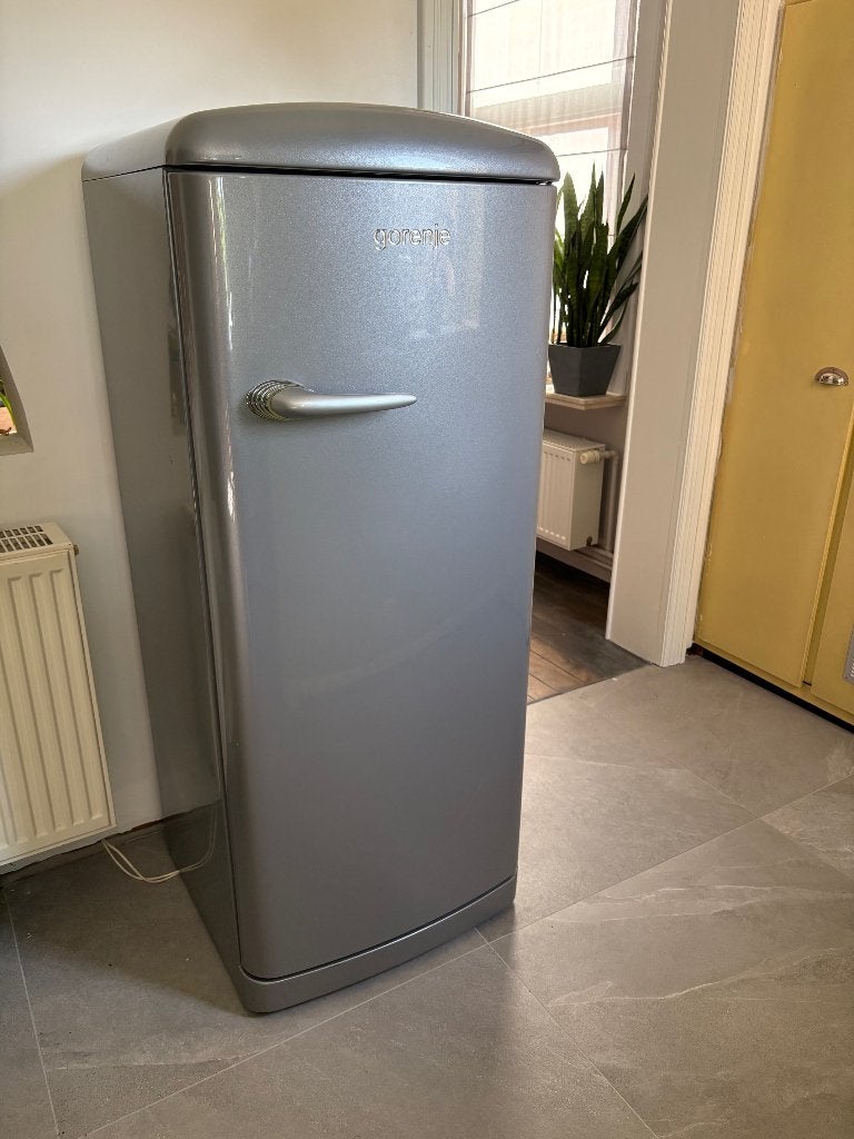 grijze Smeg lookalike koelkast Gorenje, Ophalen, Gebruikt, 200 liter of meer, 60 cm of meer