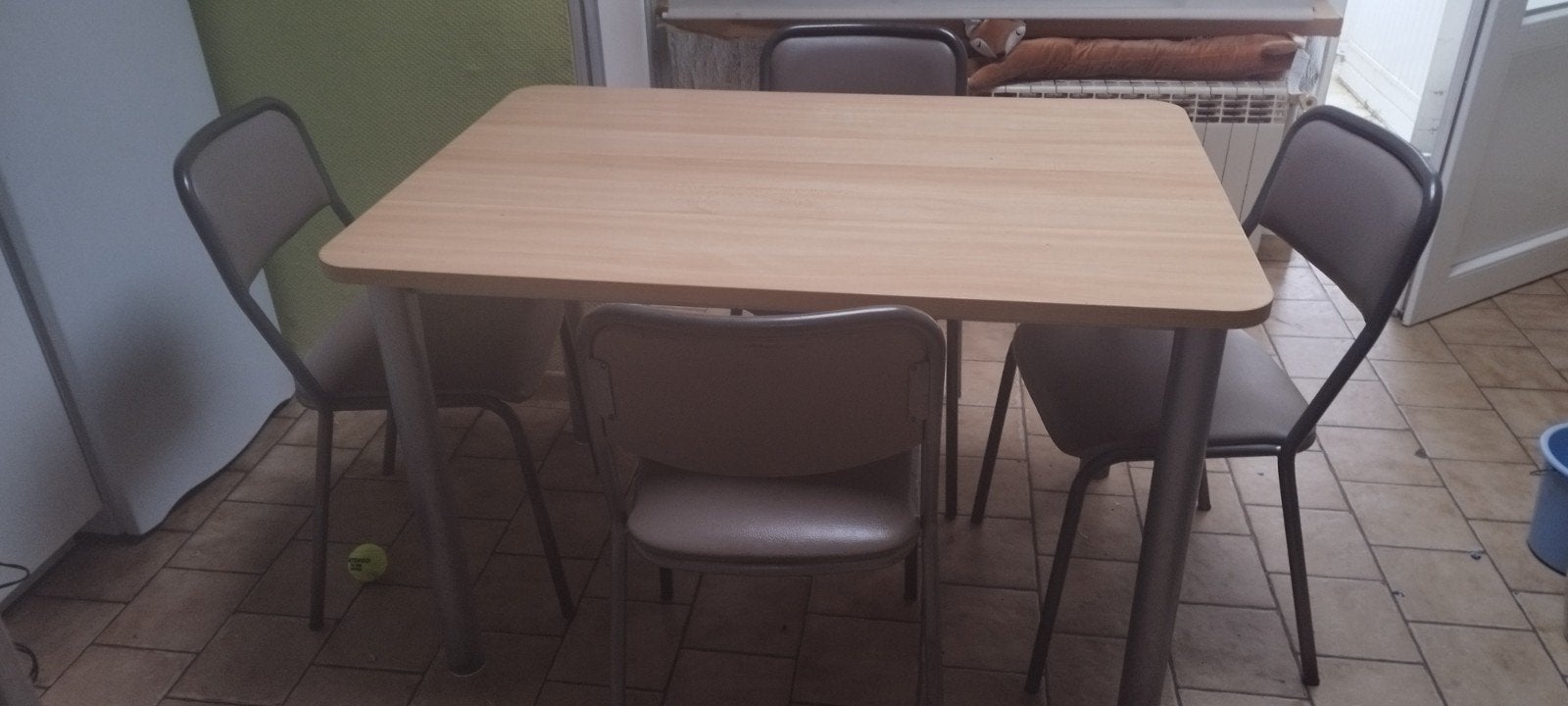 table et chaises de cuisine, Ophalen, 100 tot 150 cm, 50 tot 100 cm, Année 2000