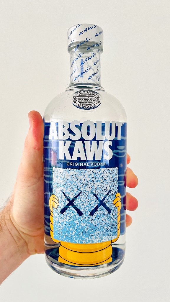 KAWS x ABSOLUT - Vodka Limited Artist Edition., Verzamelen, Overige gebieden, Overige typen, Nieuw, Ophalen of Verzenden