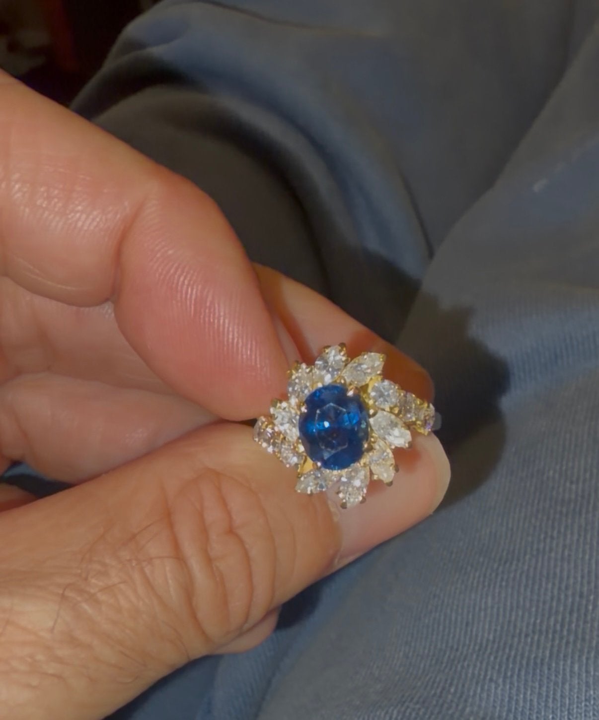 Ring diamant en 2.20carat saffier, Ophalen of Verzenden, Zo goed als nieuw
