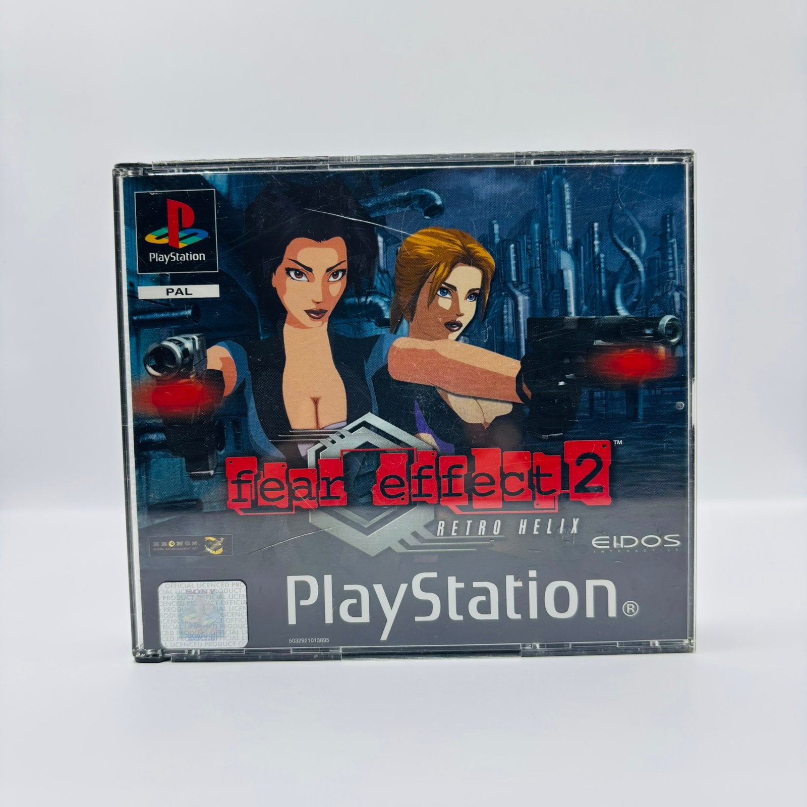 Fear Effect 2 Rétro Helix pour PlayStation 1, Consoles de jeu & Jeux vidéo, Enlèvement ou Envoi, Comme neuf, Aventure et Action