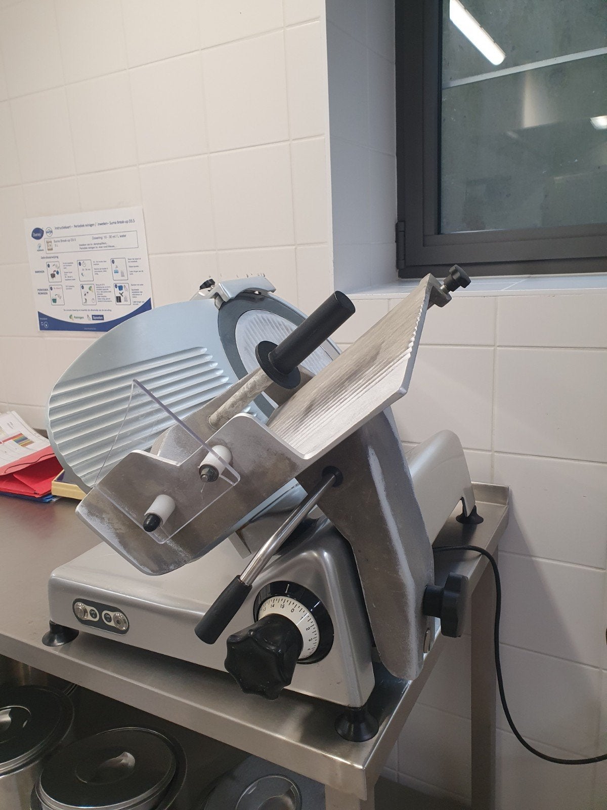 Snijmachine, Ophalen