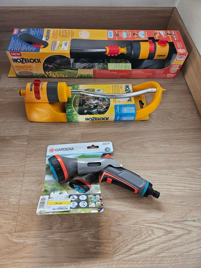 Nieuwe tuinsproeiers in Houthalen, Ophalen