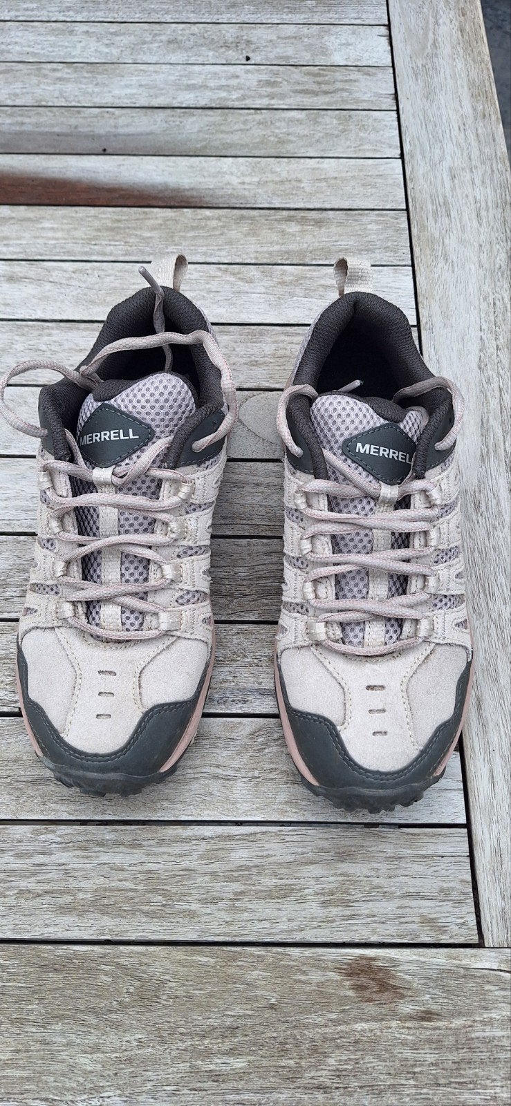 Wandelschoenen, Ophalen