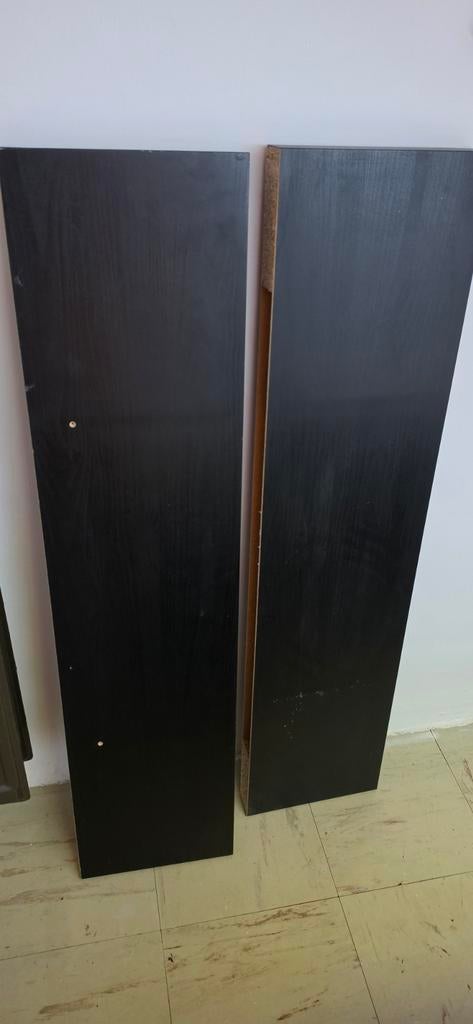 2x IKEA LACK wandplanken zwartbruin 110x26 cm, Huis en Inrichting, Woonaccessoires | Wandplanken en Boekenplanken, Zo goed als nieuw