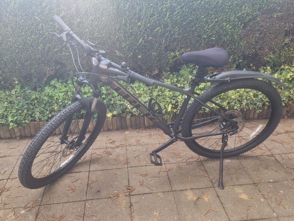 Trek marlin 6 L  29inch, Fietsen en Brommers, Fietsen | Crossfietsen en BMX, Zo goed als nieuw, Ophalen