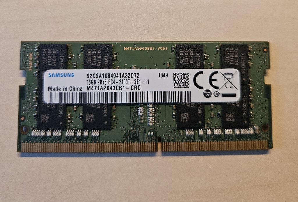 SAMSUNG 16GB DDR4 2400T 2Rx8, Computers en Software, RAM geheugen, DDR4, Ophalen of Verzenden, Zo goed als nieuw, Laptop