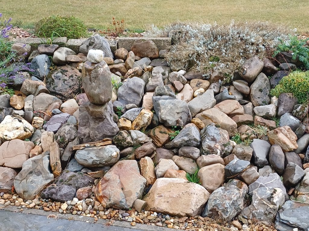 rivierkeien , matrassen , sierborden , omvormer, Antiquités & Art, Enlèvement
