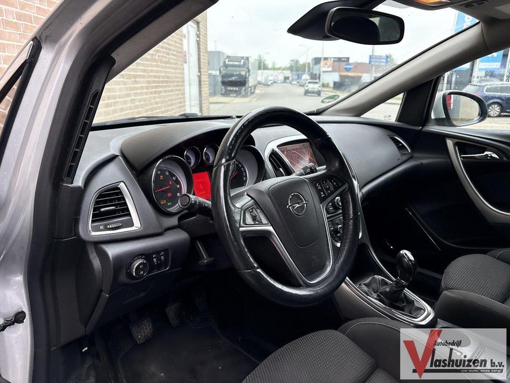 Opel Astra Sports Tourer 1.4 Cosmo | Stoelverwarming | Clima, Autos, Argent ou Gris, Achat, 139 g/km, Entreprise