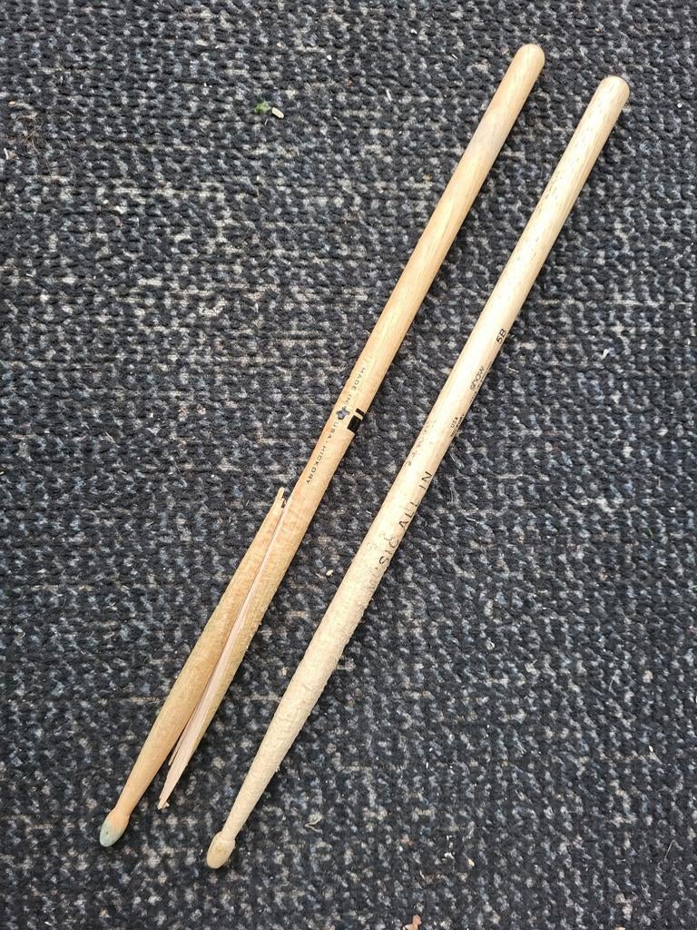 Drumsticks drumstokken destijds gekregen van propain, Ophalen