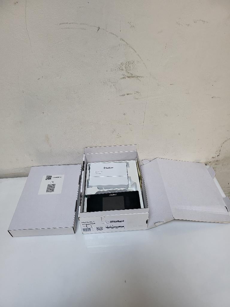 Vaillant draadloze sensohome VRT380F + internetmodule, Doe-het-zelf en Bouw, Ophalen of Verzenden, Slimme thermostaat, Nieuw
