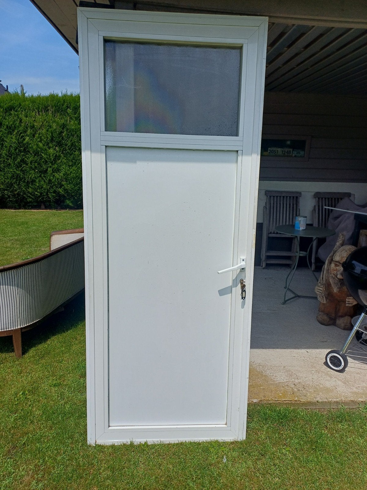 Aluminium buiten deur met kader, Ophalen