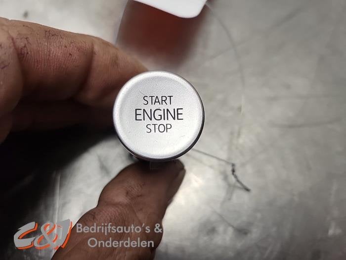 Start/Stop schakelaar van een Volkswagen Caddy, Gebruikt, -, Volkswagen, -