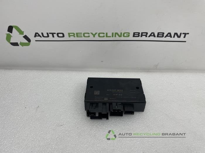 Module crochet de traction d'un Volkswagen Polo, -, 3 mois de garantie, Utilisé, -